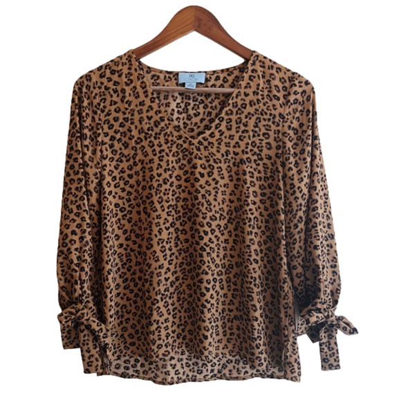 CeCe Tops - 💐 2 for $20!! 💐 CeCe Animal Print Blouse